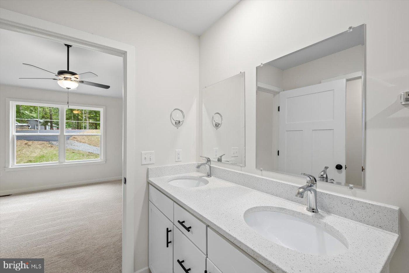 8339 Kennedy Drive photo 36