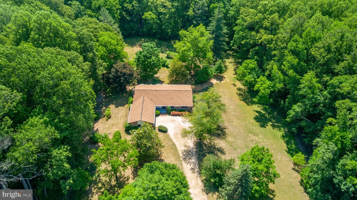 5434 Strawberry Lane photo 88