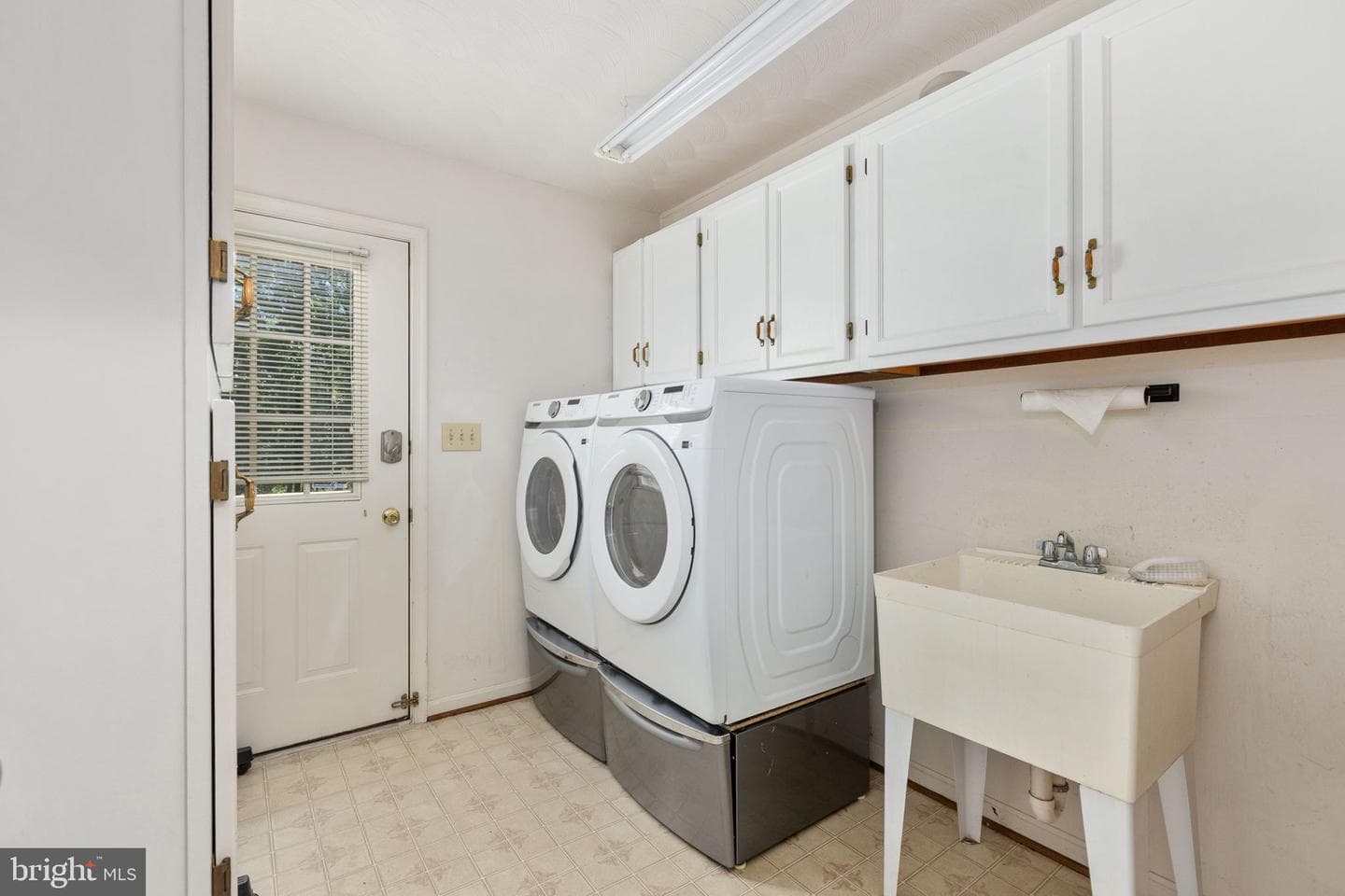2381 Nancy Lane photo 52
