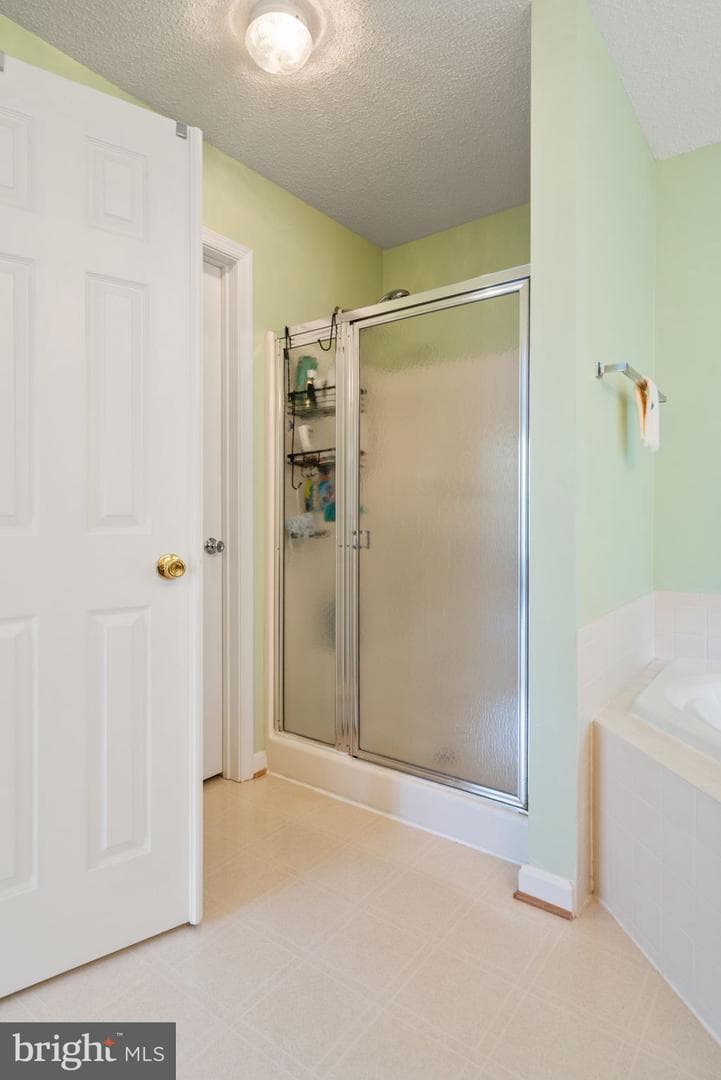 14760 Peach Tree Lane photo 31