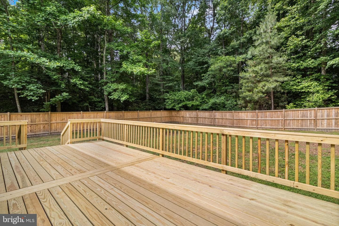 14479 Round Hill Road photo 32