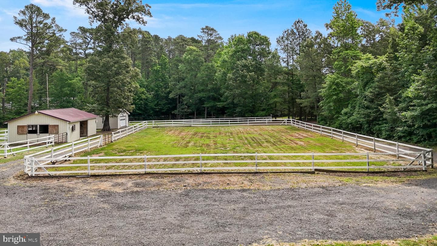 14479 Round Hill Road photo 54