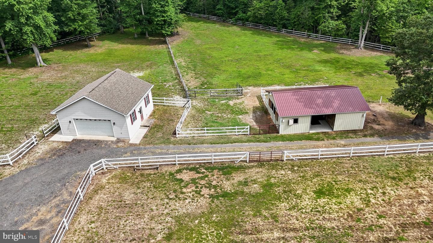 14479 Round Hill Road photo 59
