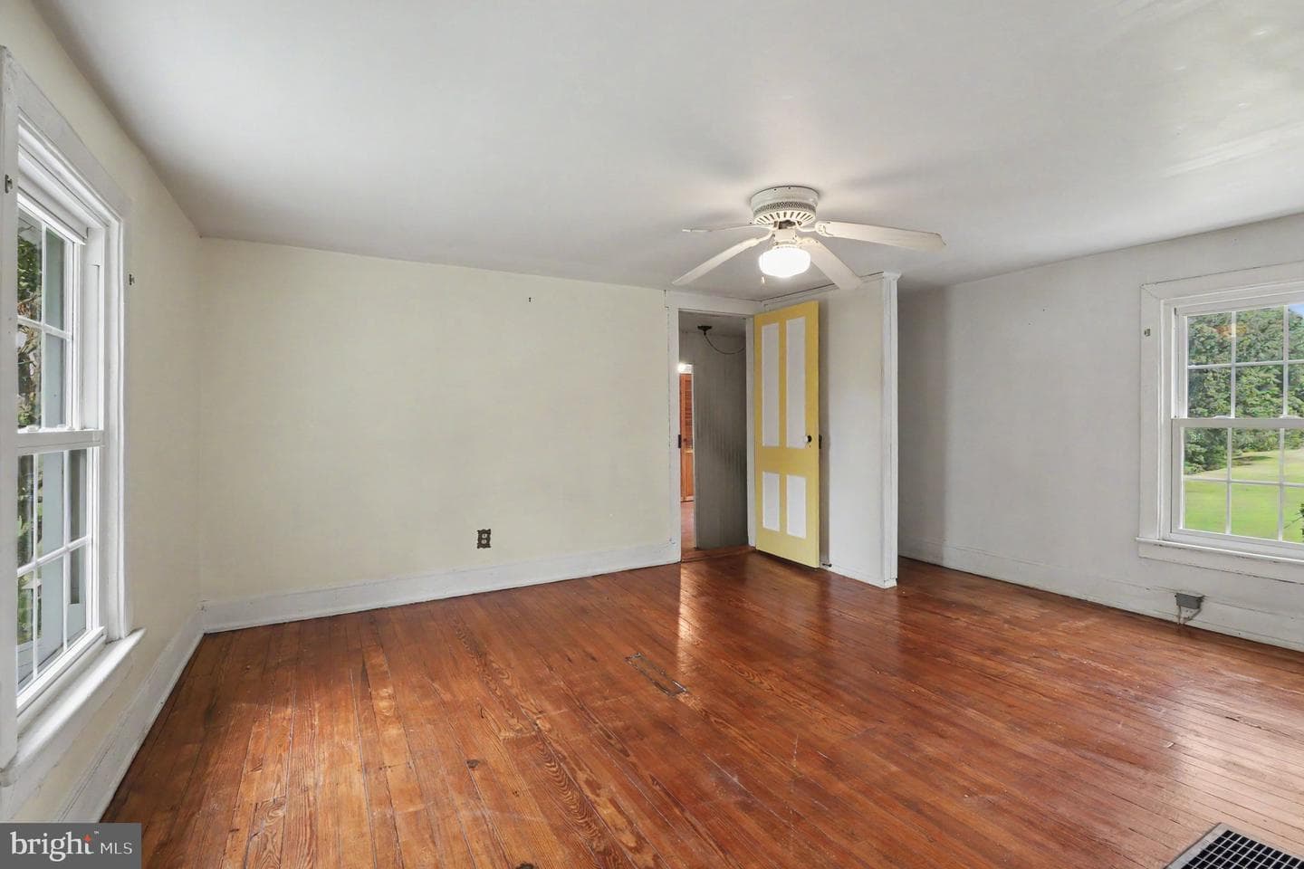17345 Emma Lane photo 17