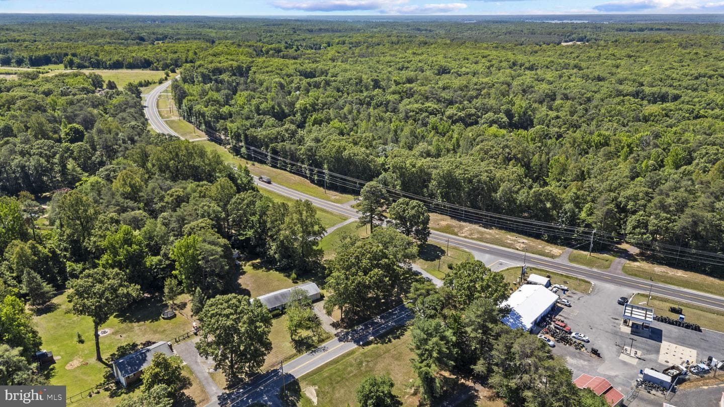 13130 Round Hill Road photo 35