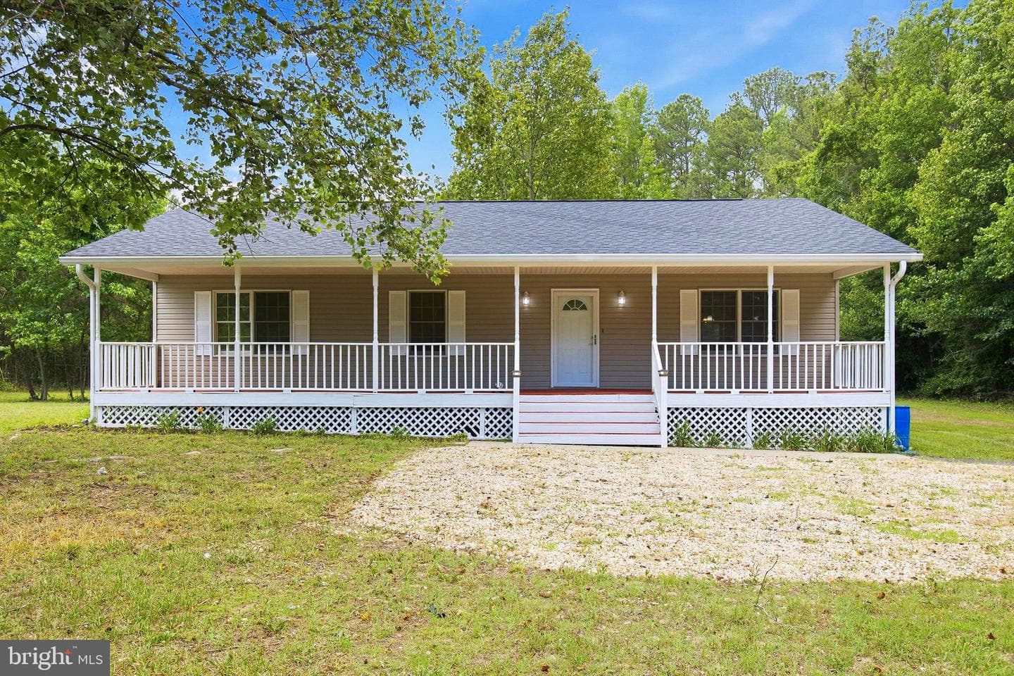 14549 Round Hill Road photo 1