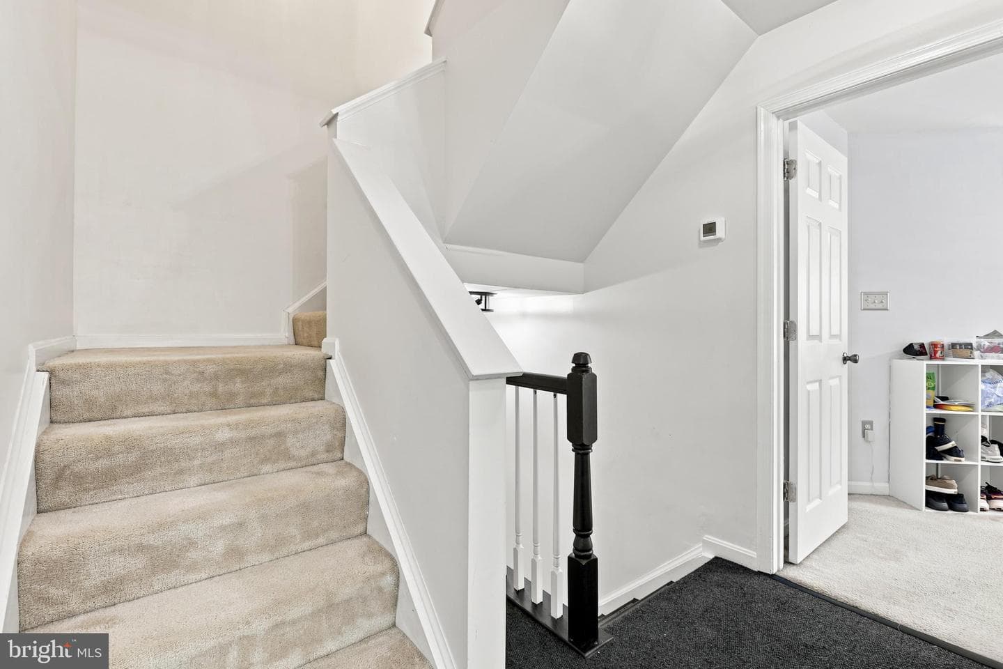 5200 Drakes Court photo 18