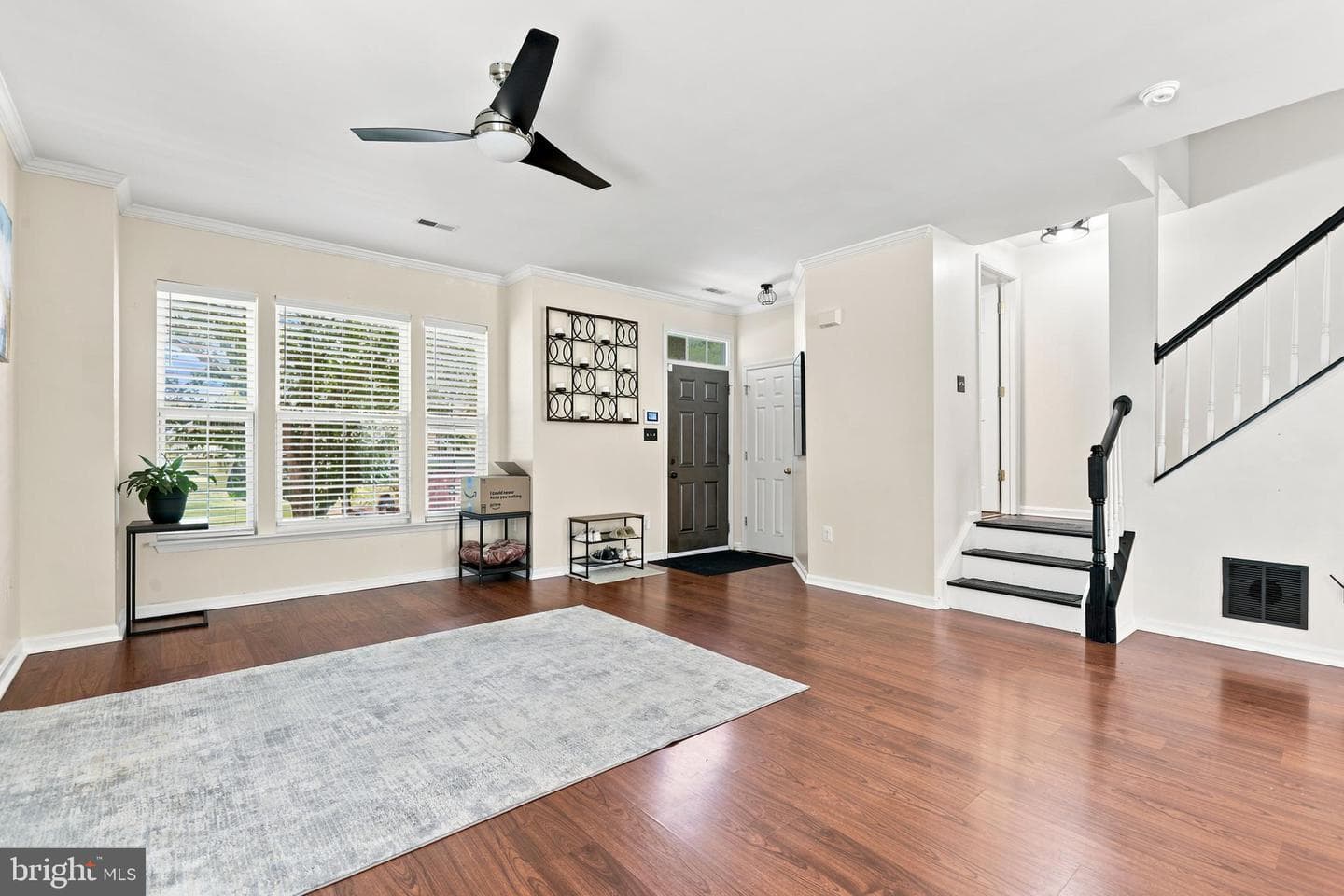 5200 Drakes Court photo 5