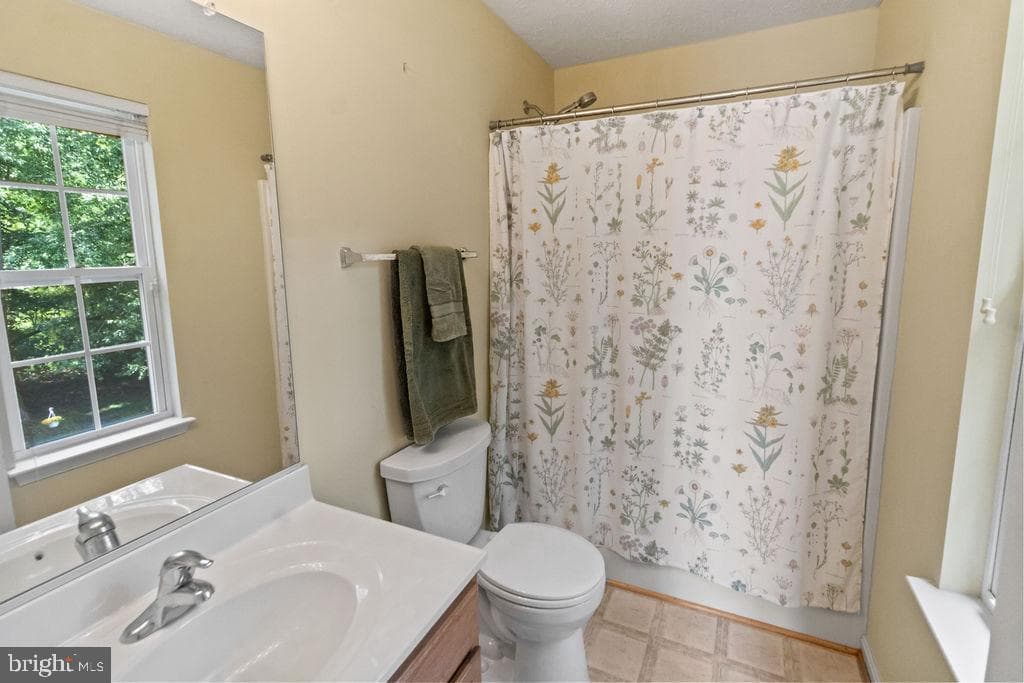 17088 Windward Lane photo 28