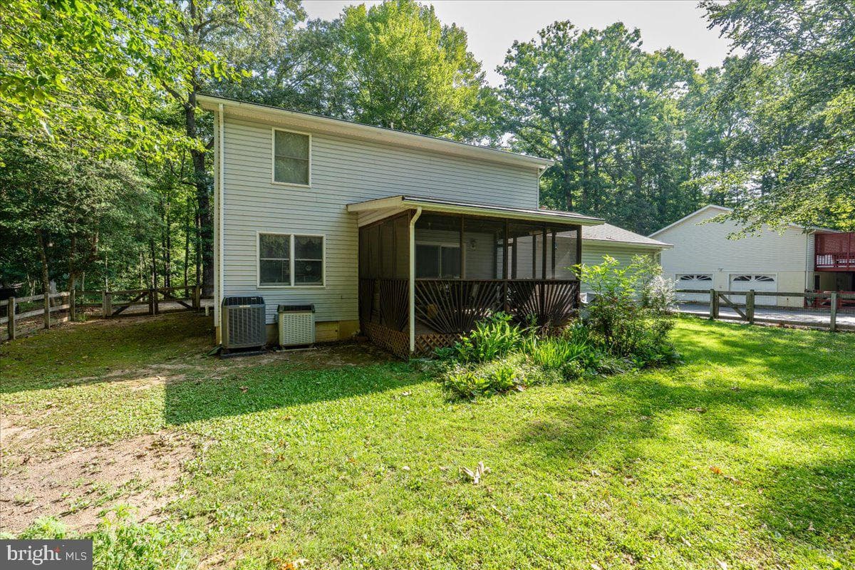 7400 Washington Drive photo 6