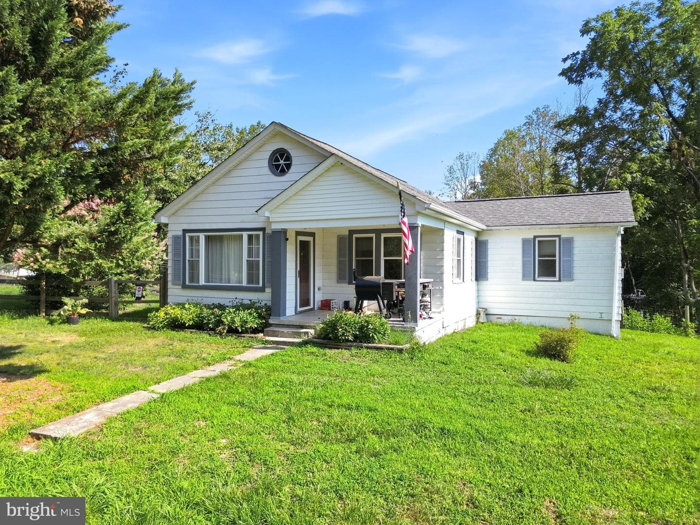 2137 Belvedere Drive photo 4