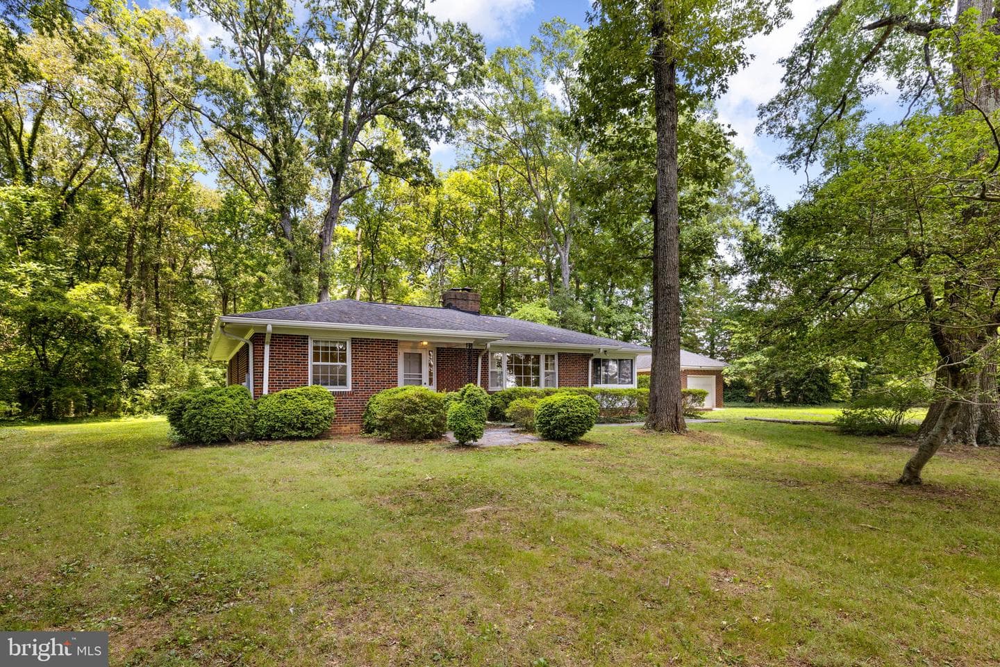 1517 Kings Highway photo 3