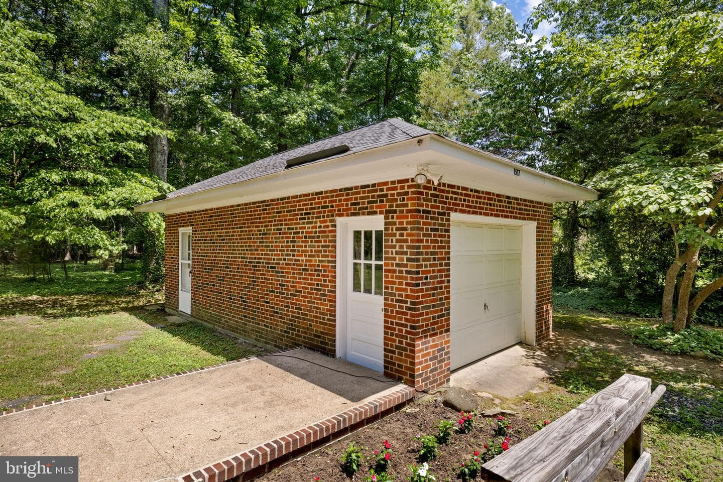1517 Kings Highway photo 43
