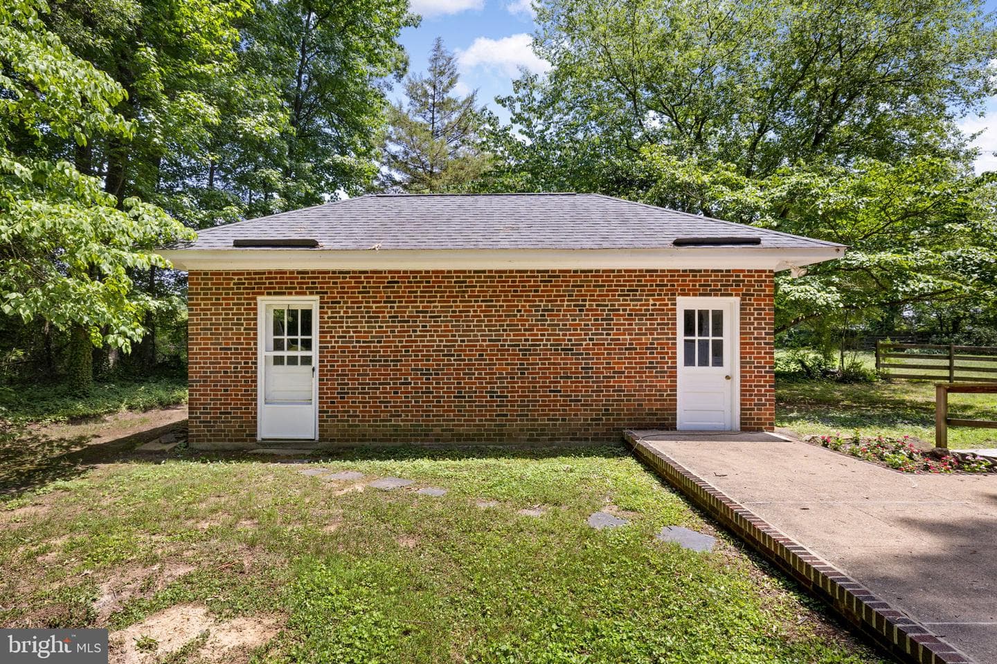1517 Kings Highway photo 48