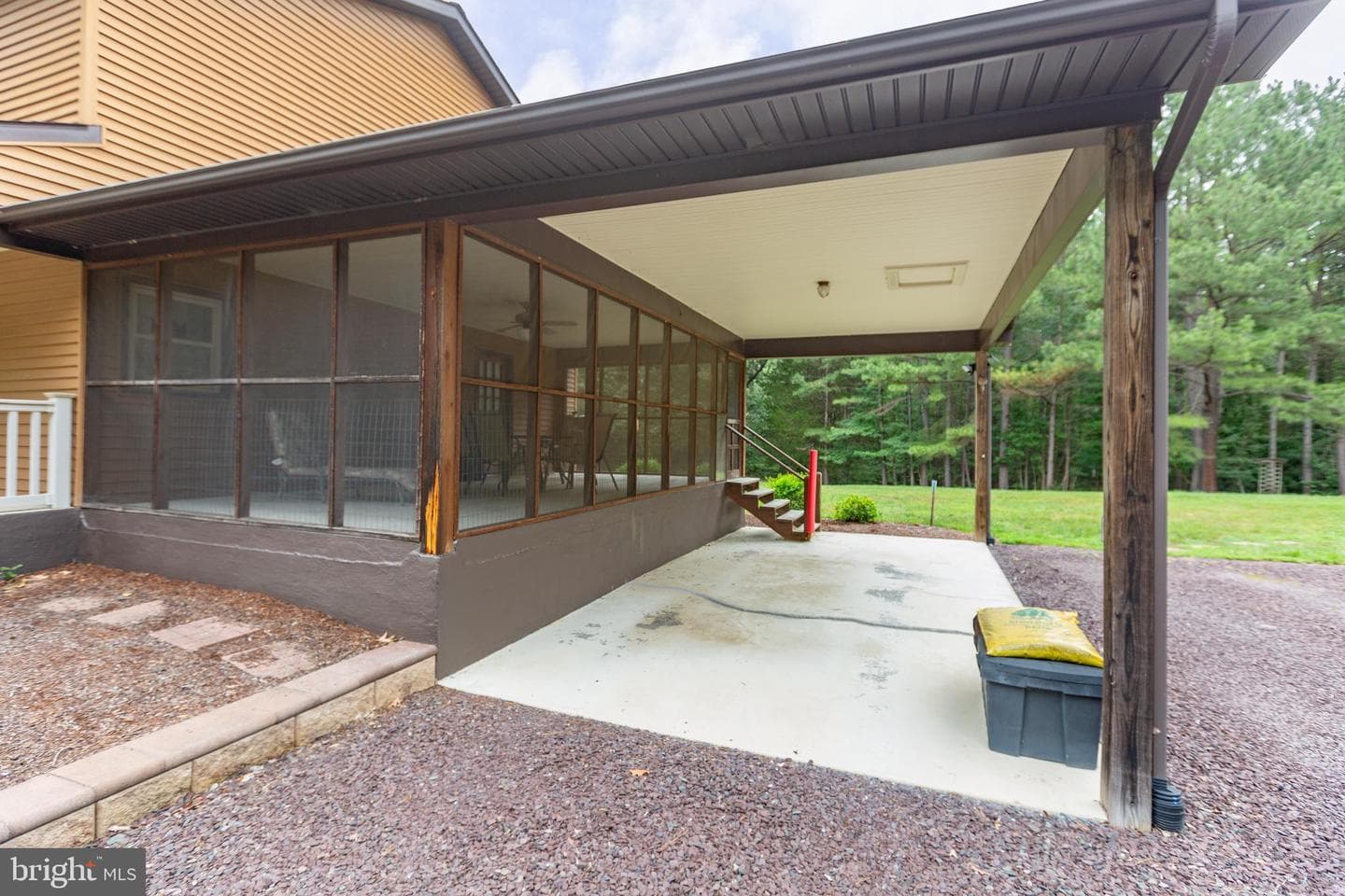 11051 Alden Road photo 12
