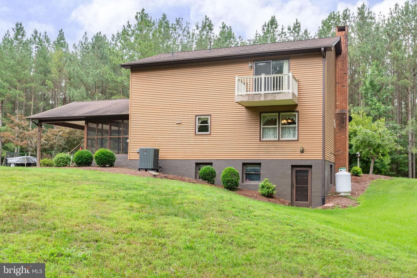 11051 Alden Road photo 15