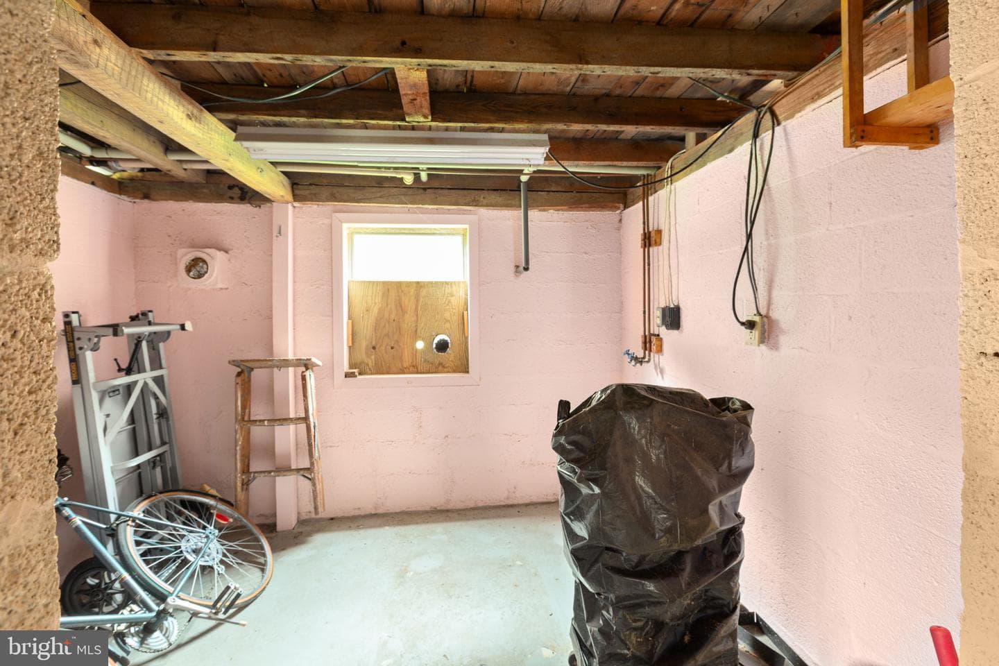 11051 Alden Road photo 61