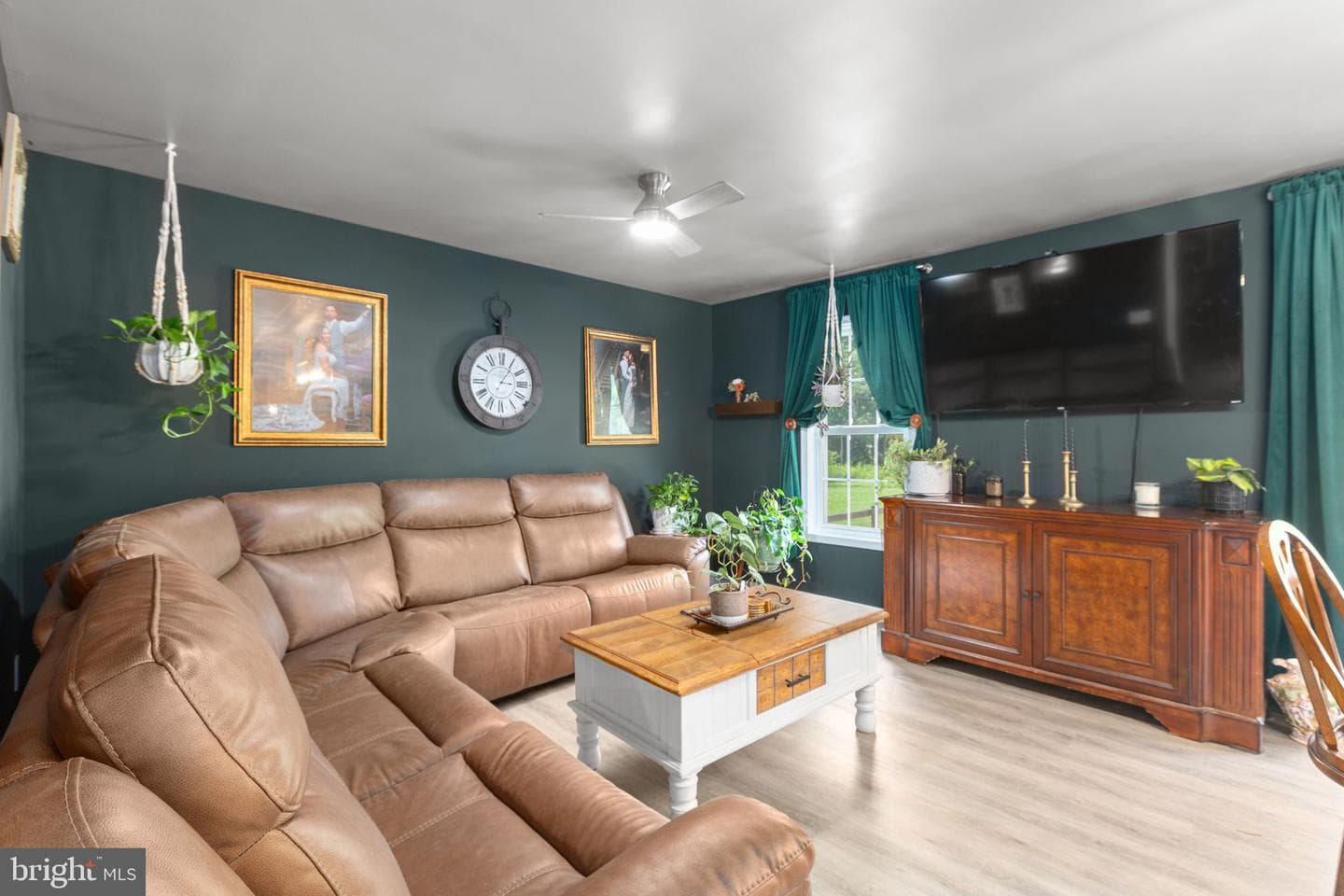 10429 Hutchison Lane photo 9