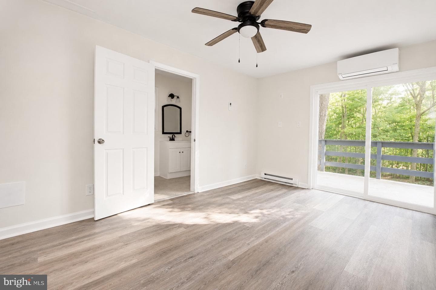185 Pond Point Avenue photo 15