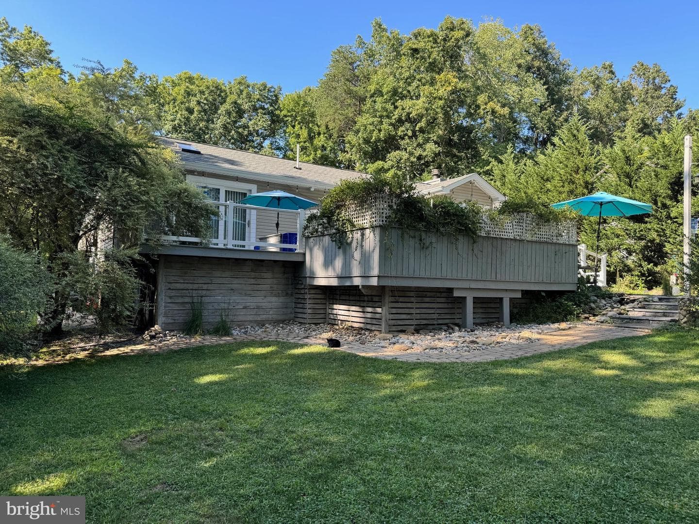 106 Mitchell Point Road photo 2