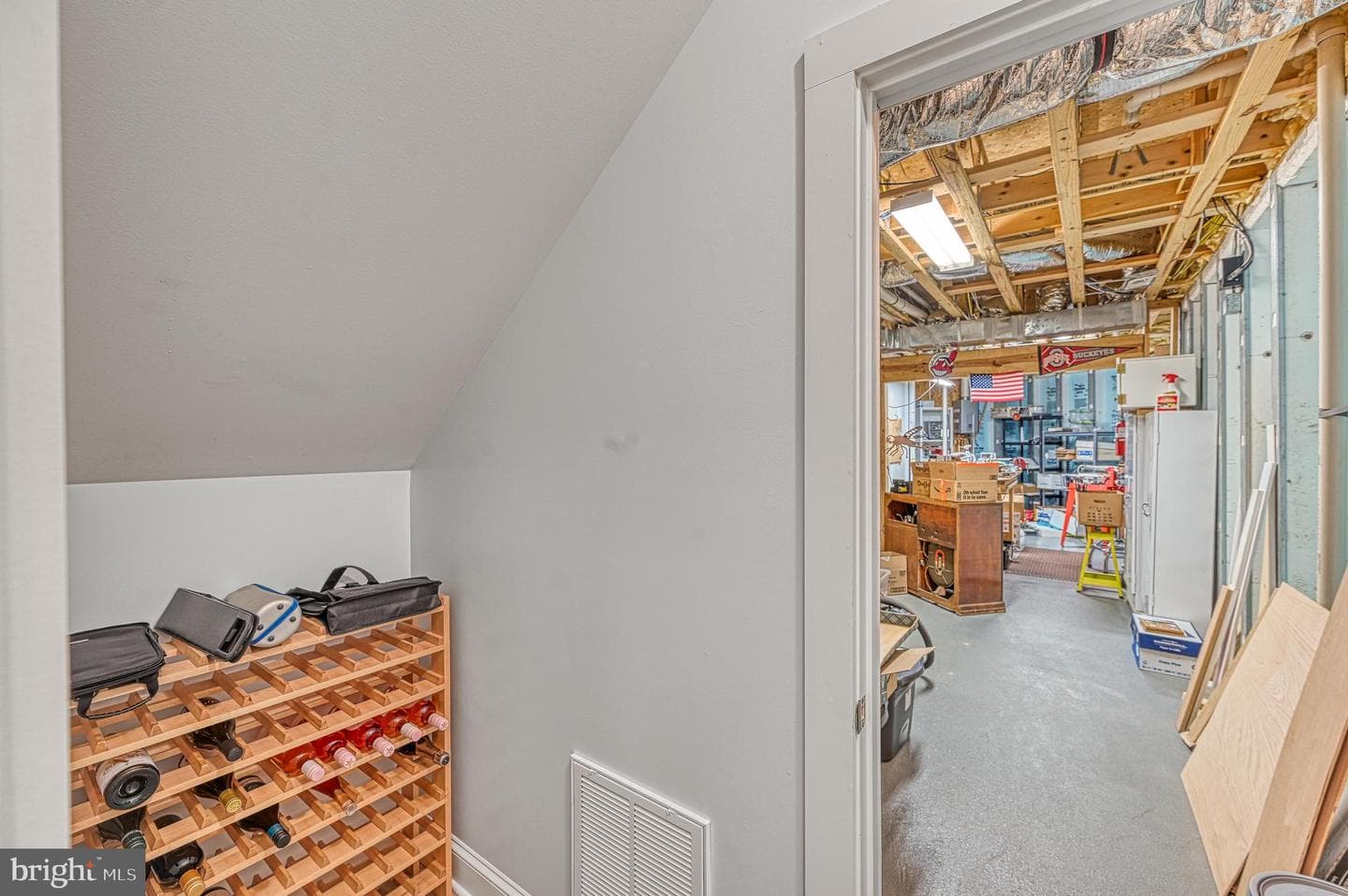 241 William Street photo 60