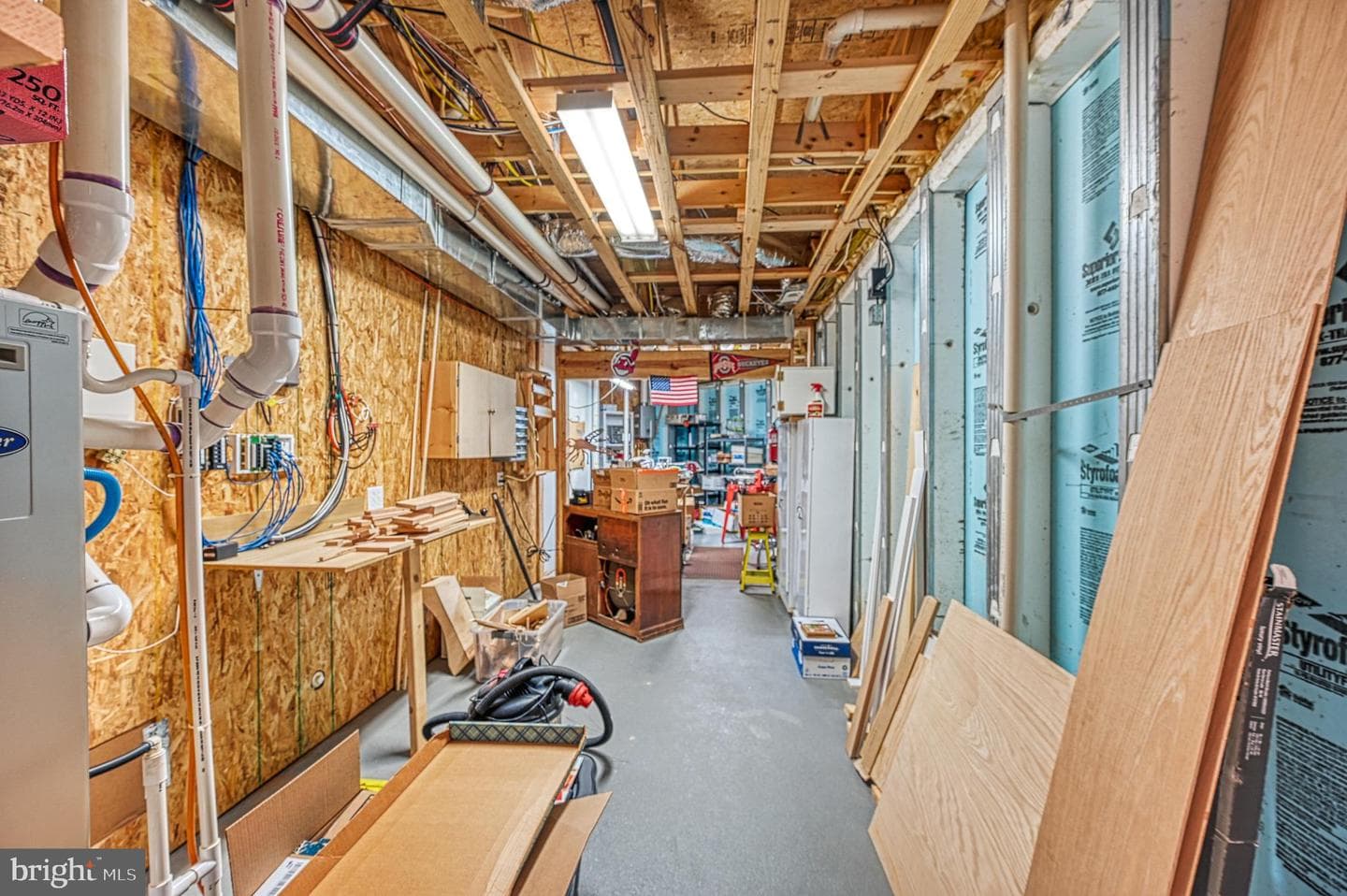 241 William Street photo 61