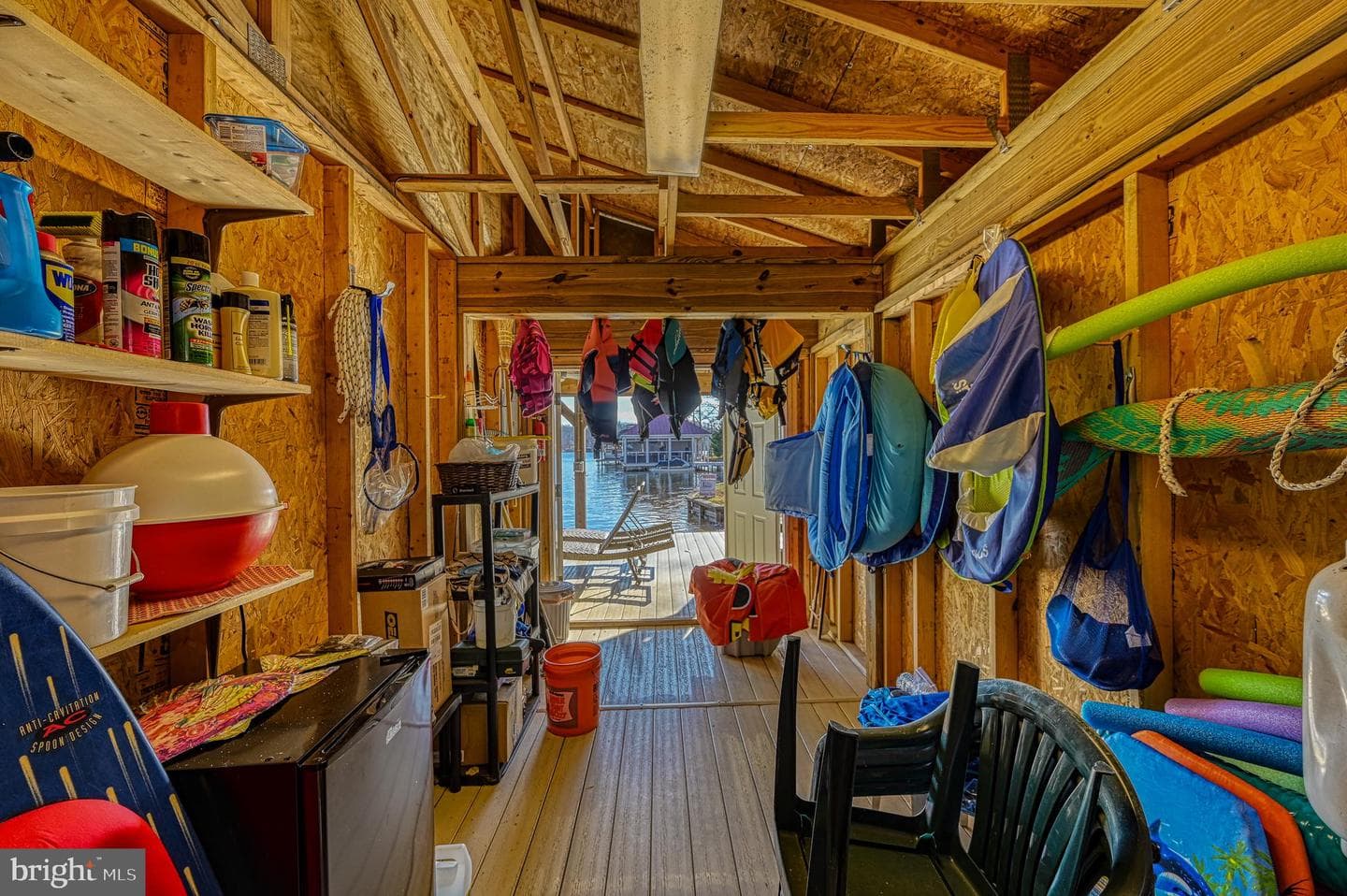 241 William Street photo 85