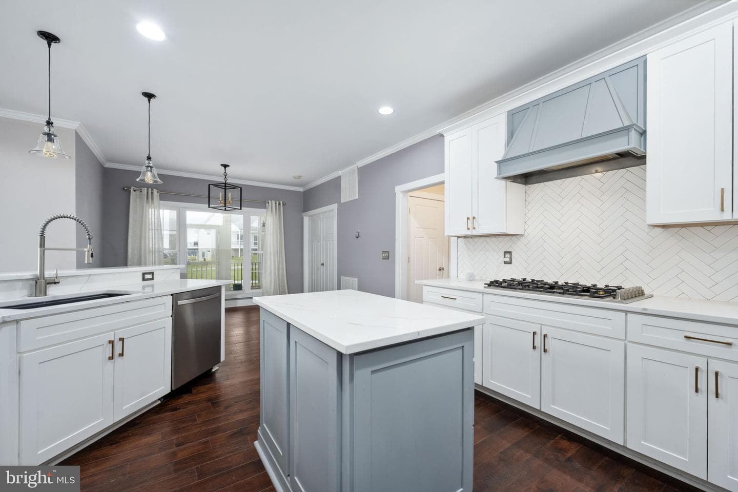 86 Long View Drive photo 38