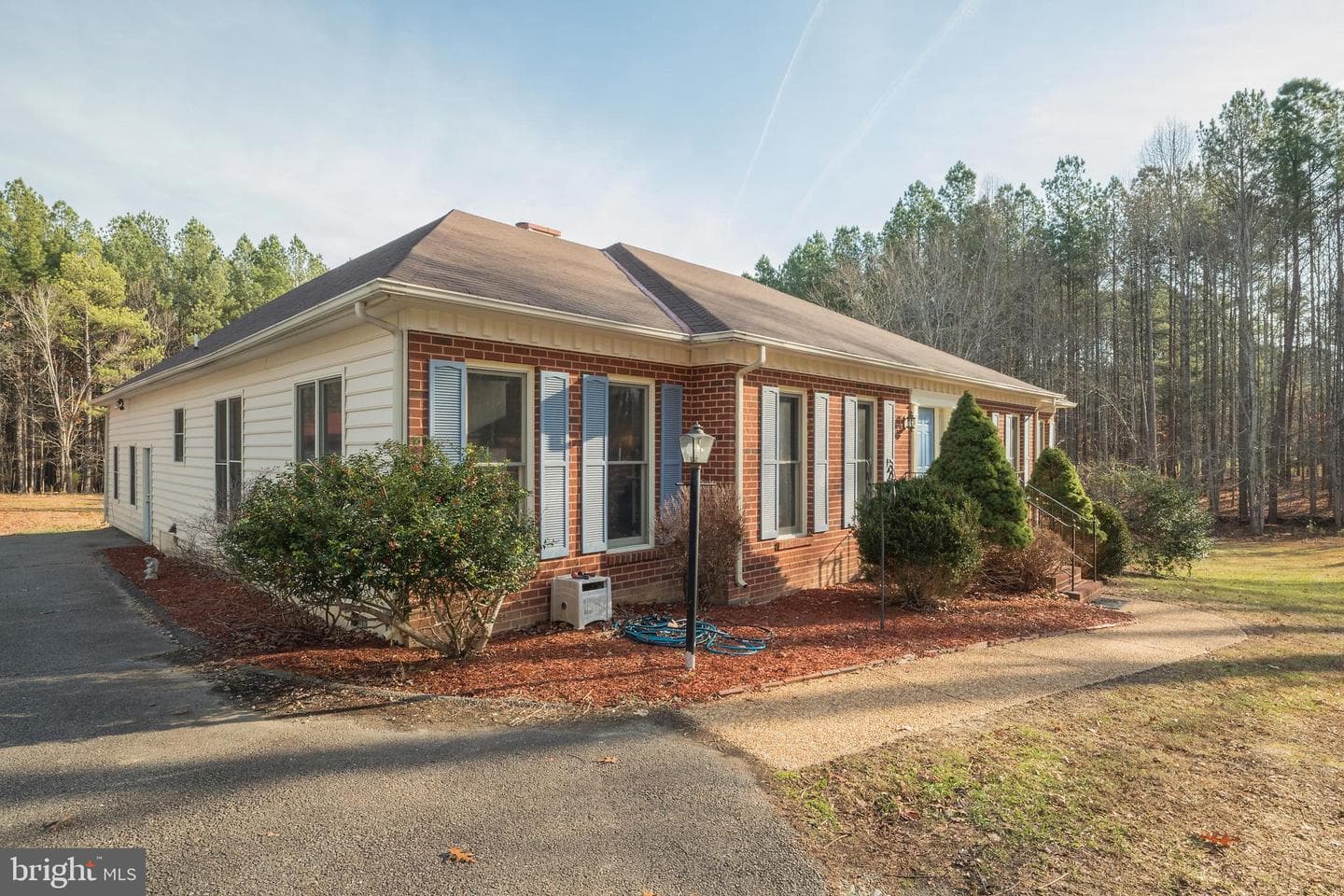 4231 Campbell Road photo 5
