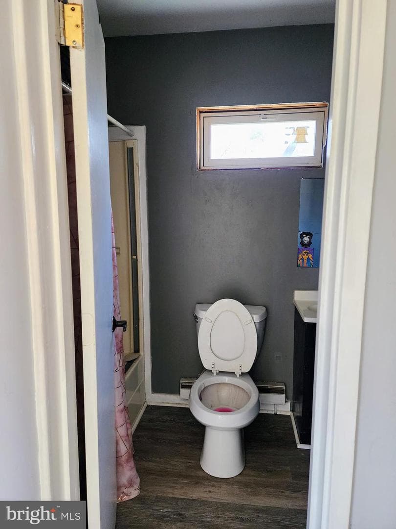 354 Carpenter Lane photo 25