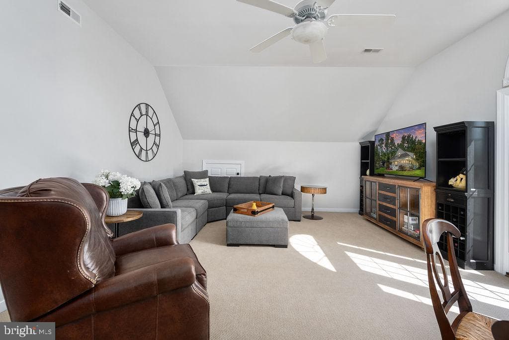 326 Anna Highview photo 91
