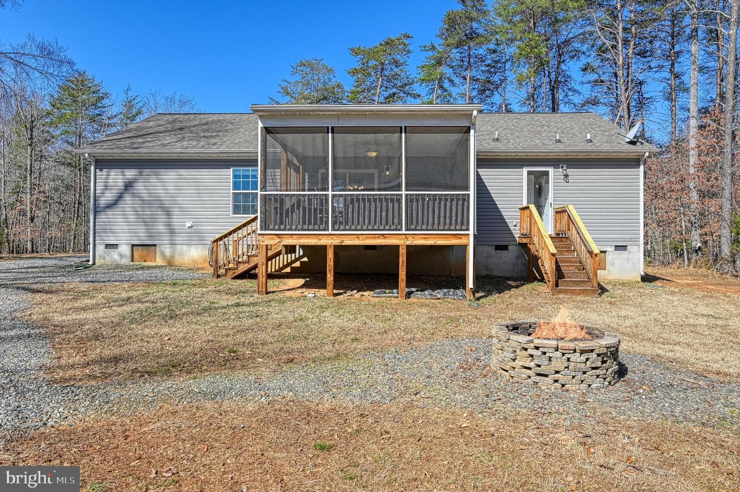 310 Point Drive photo 47