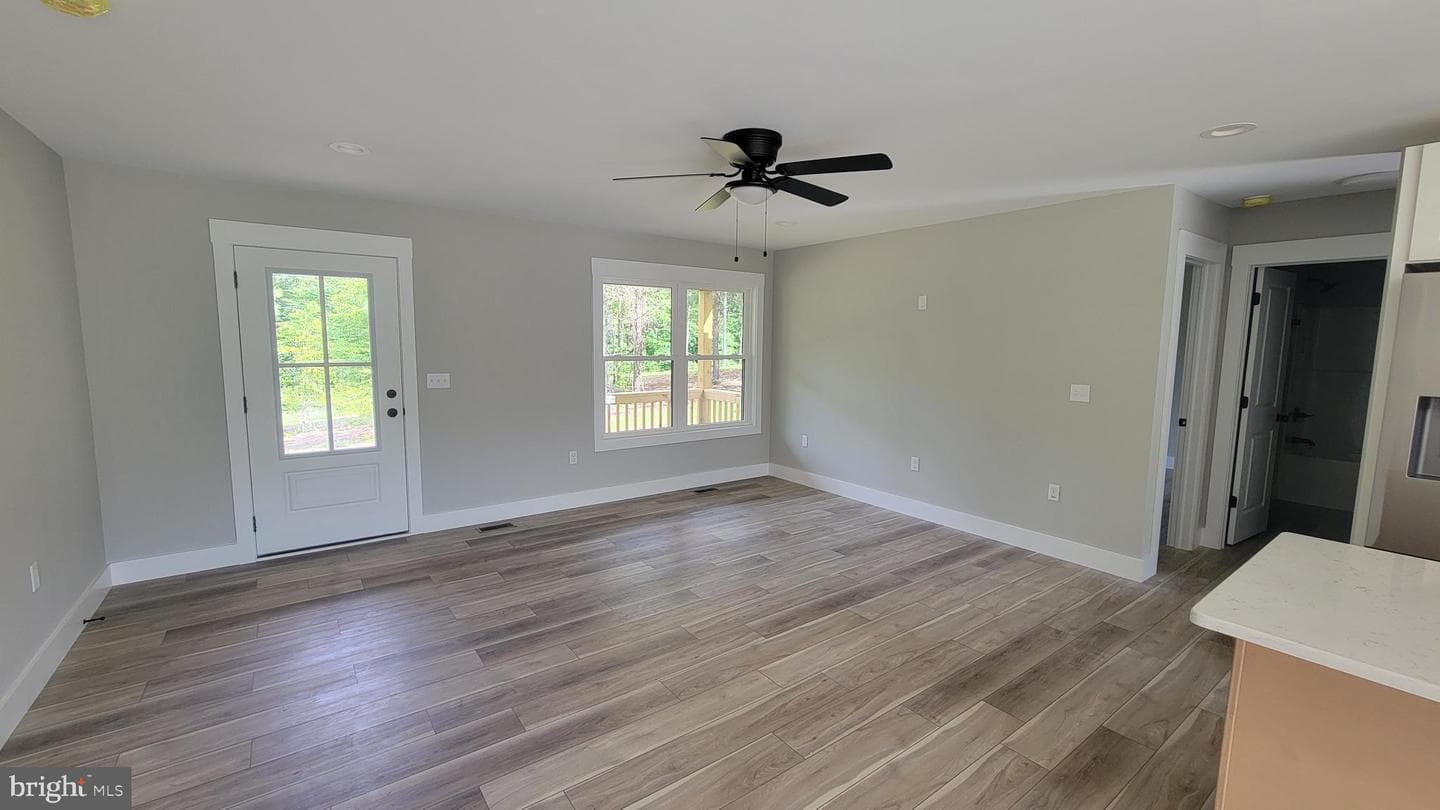 1217 Cedar Hill Rd photo 11