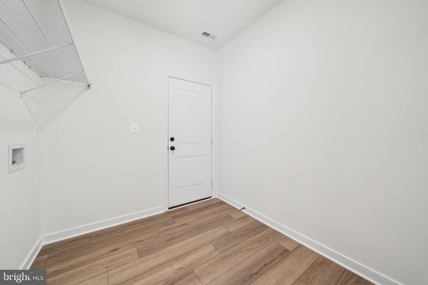 405 Richmond Avenue photo 15