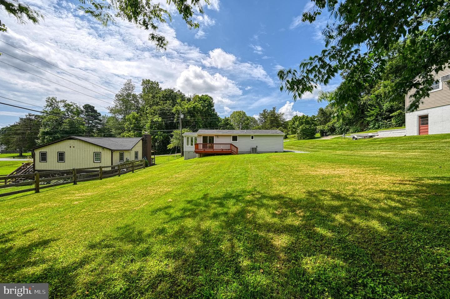 309 Ellis Drive photo 8