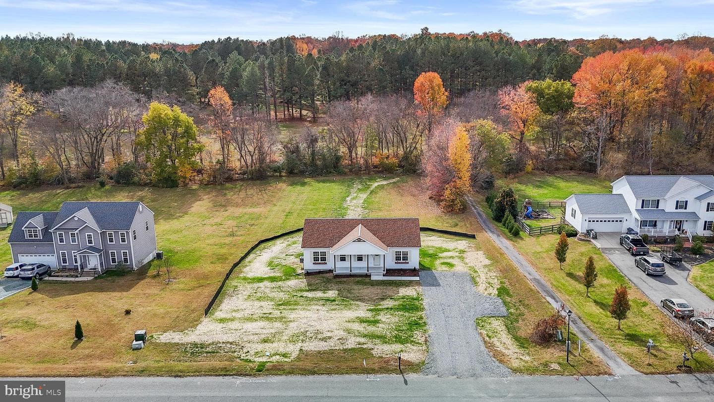 111 Fairway Drive photo 3
