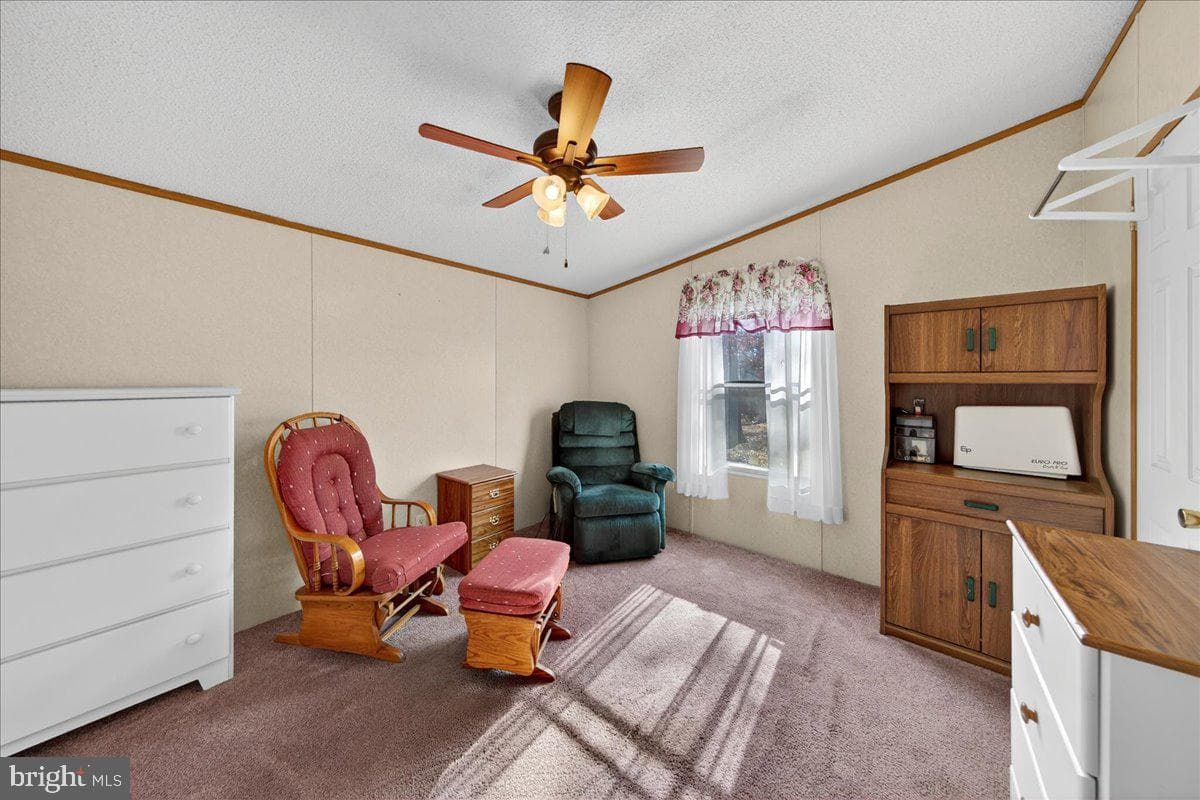 220 Chalklevel Road photo 54