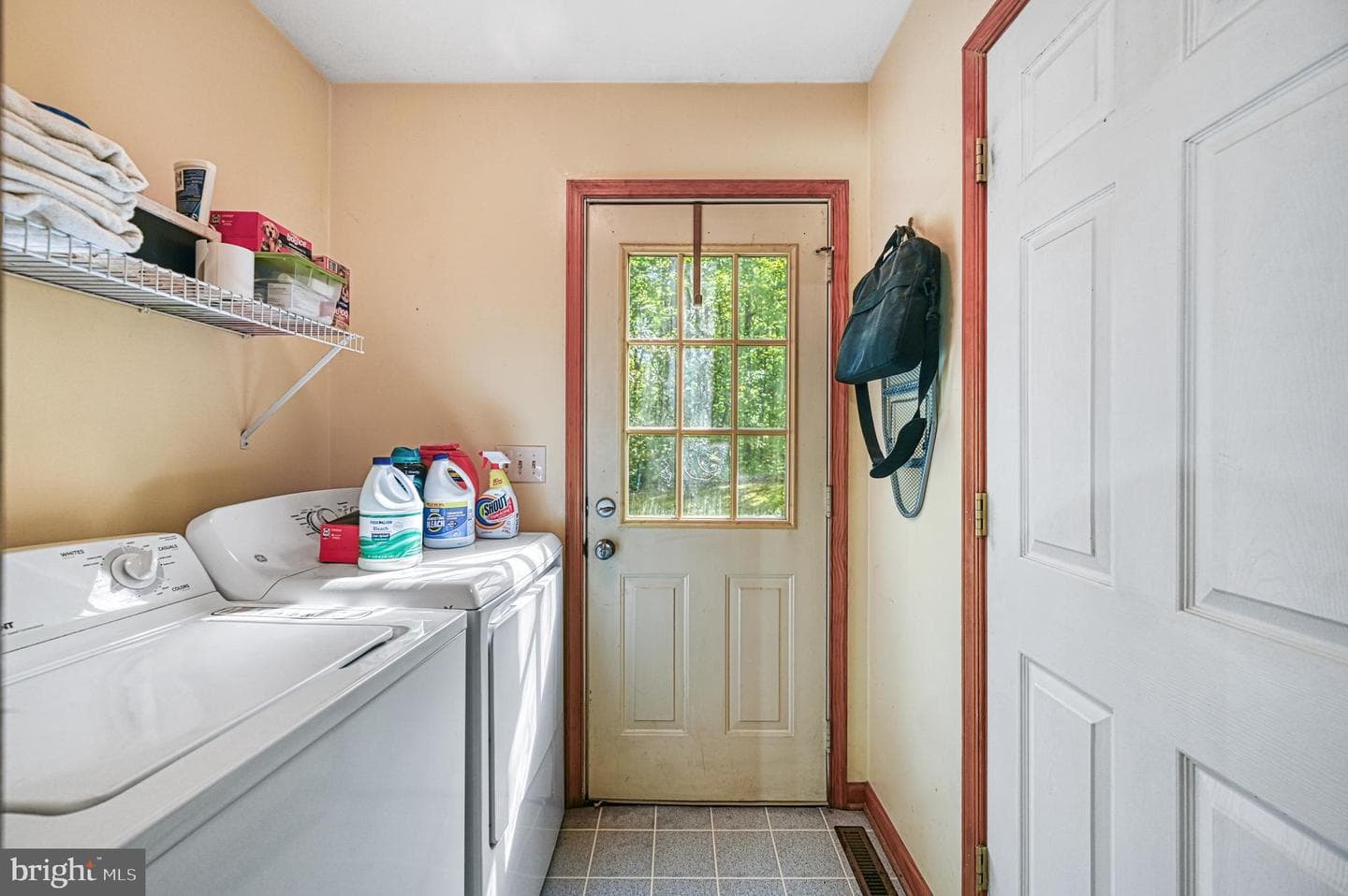 1270 Kennon Road photo 22