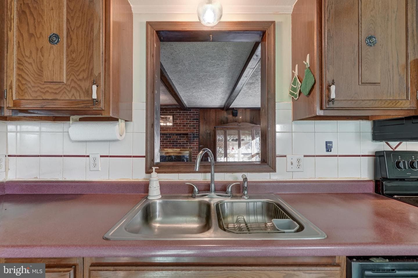 209 Walnut Woods Drive photo 15