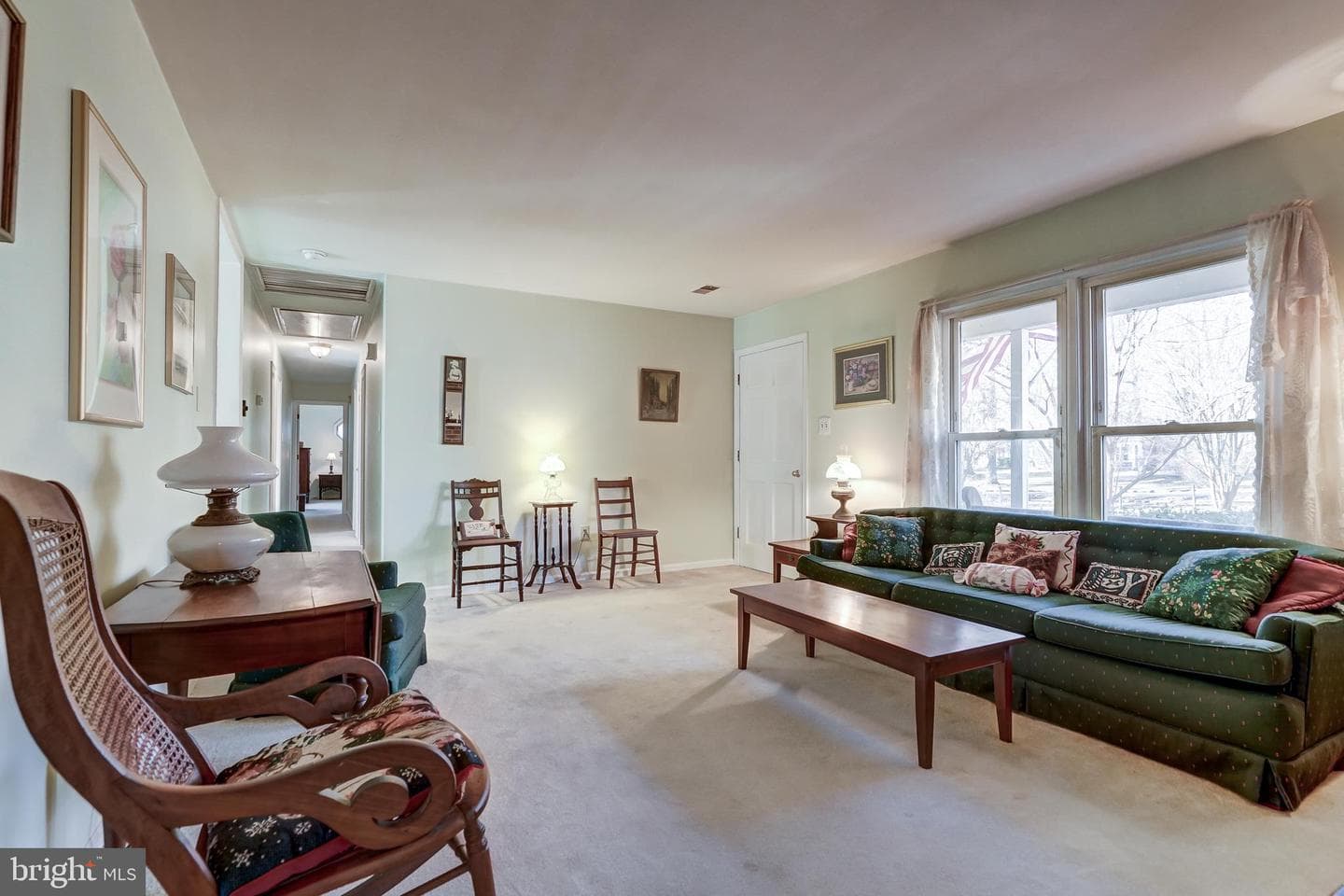209 Walnut Woods Drive photo 8
