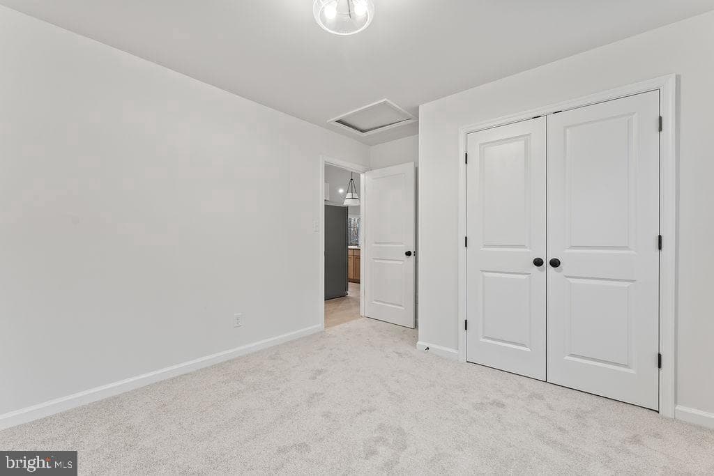 145 Everett Lane photo 24