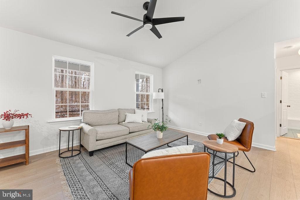 145 Everett Lane photo 7