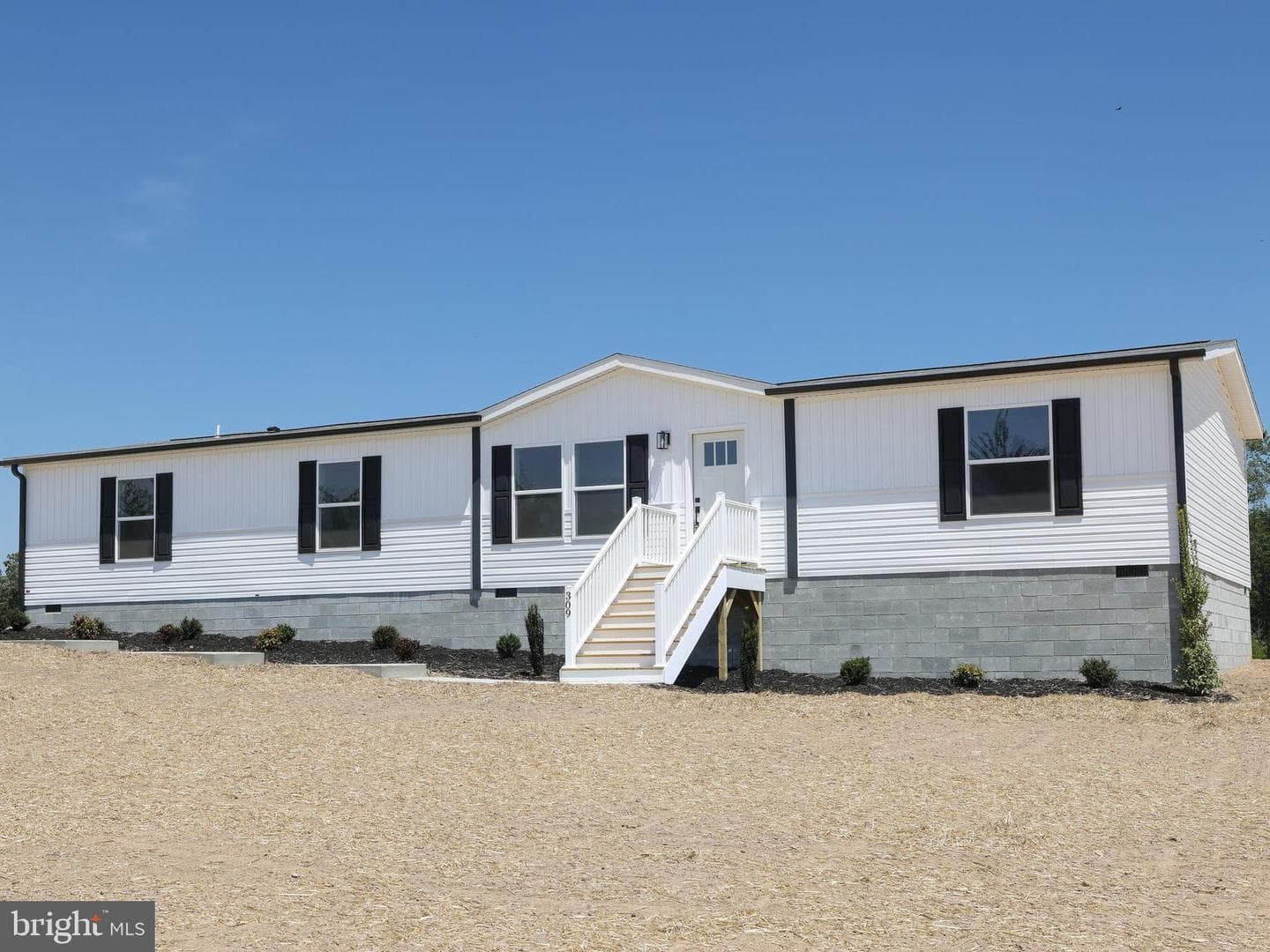 309 Moorefield Road photo 3