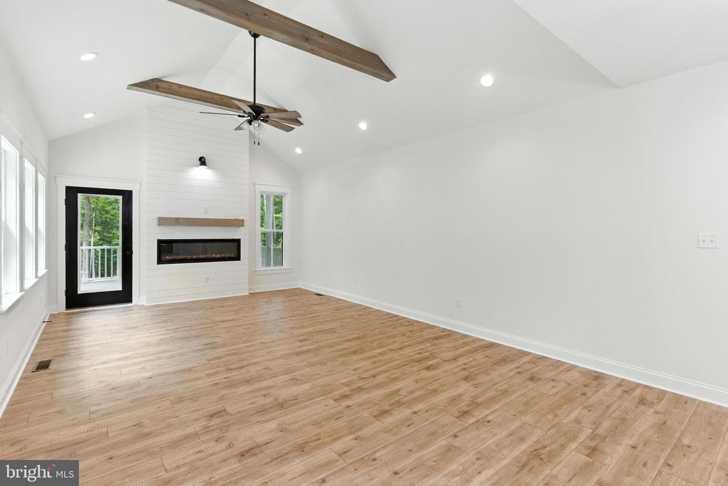 315 Erin Lane photo 10