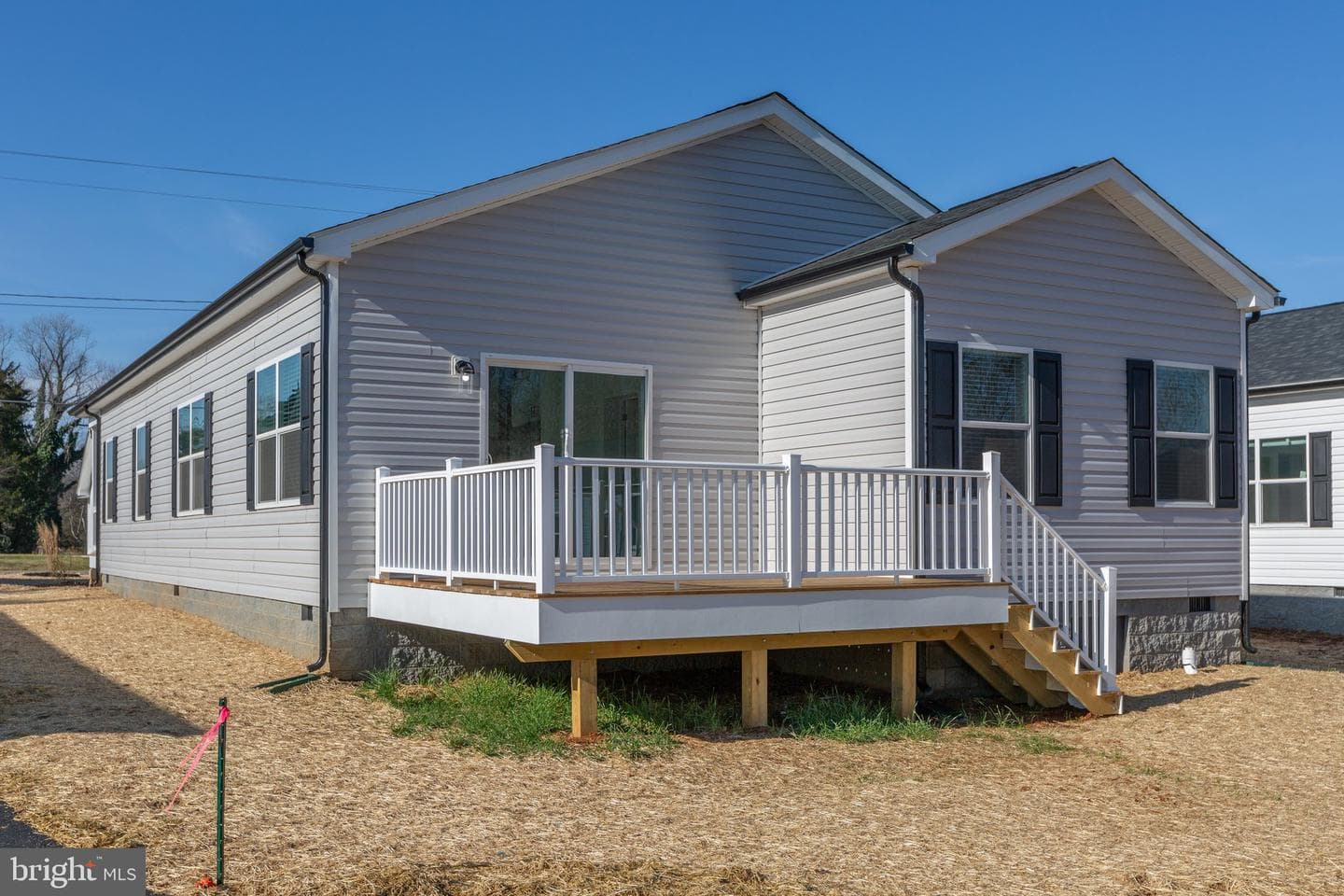 824 Mineral Avenue photo 33