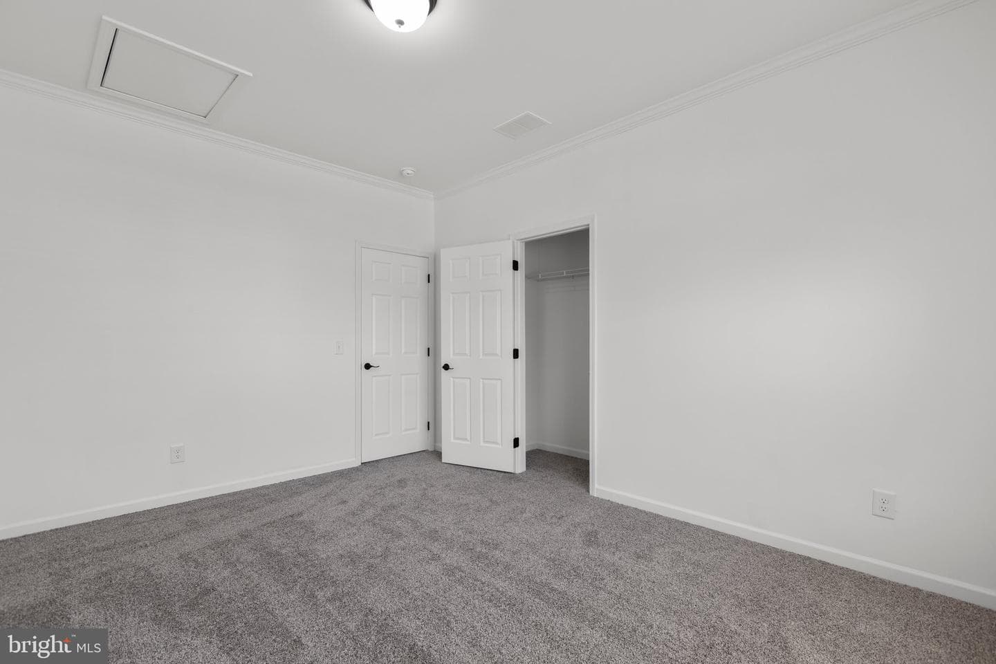818 Mineral Avenue photo 18