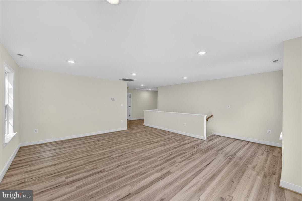 172 Covenant Way photo 52
