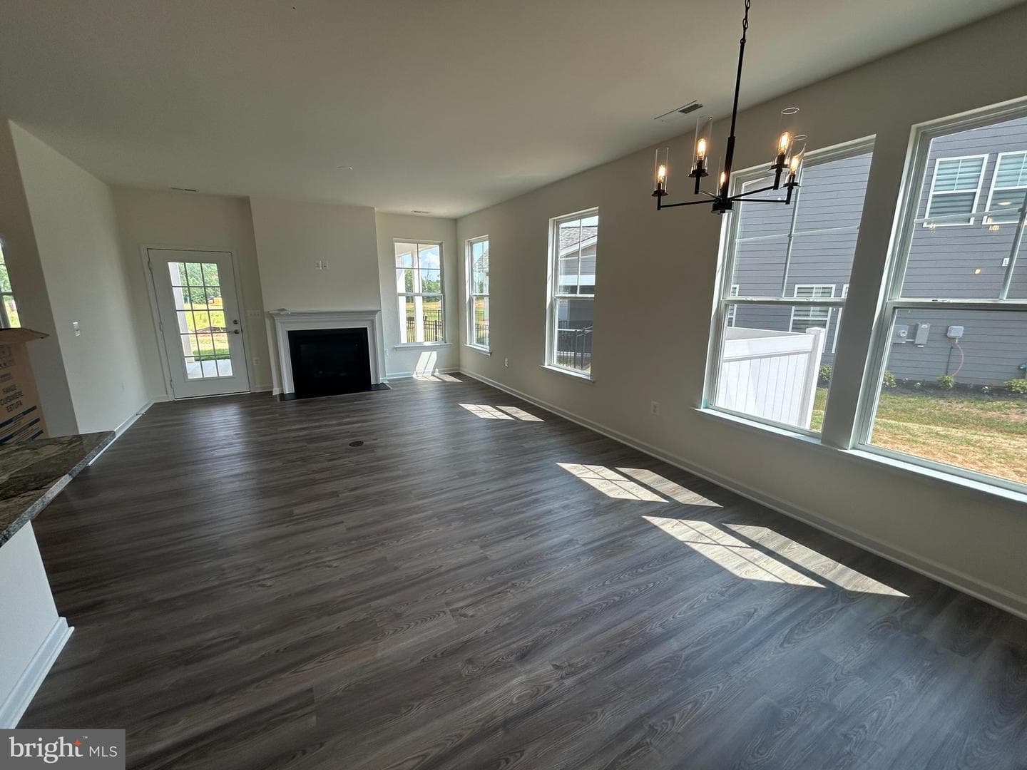 464 Bayberry Lane photo 3