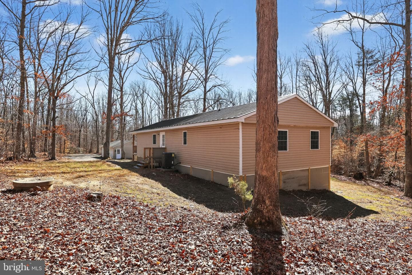 311 Holly Grove Court photo 3