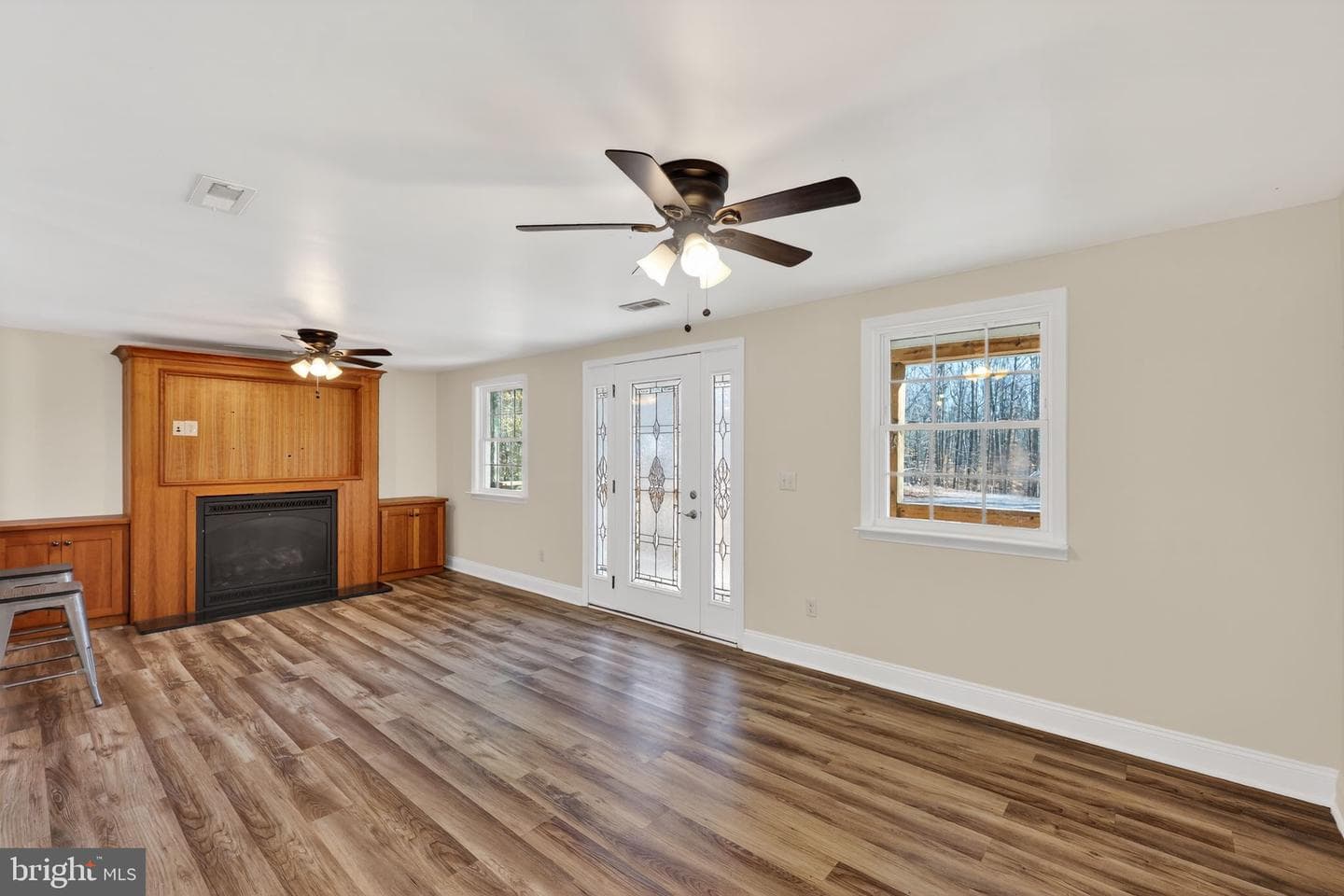 311 Holly Grove Court photo 4